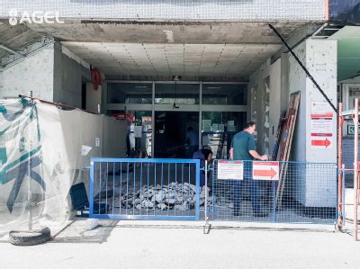 Nemocnica AGEL Bánovce rekonštruuje hlavný vchod
